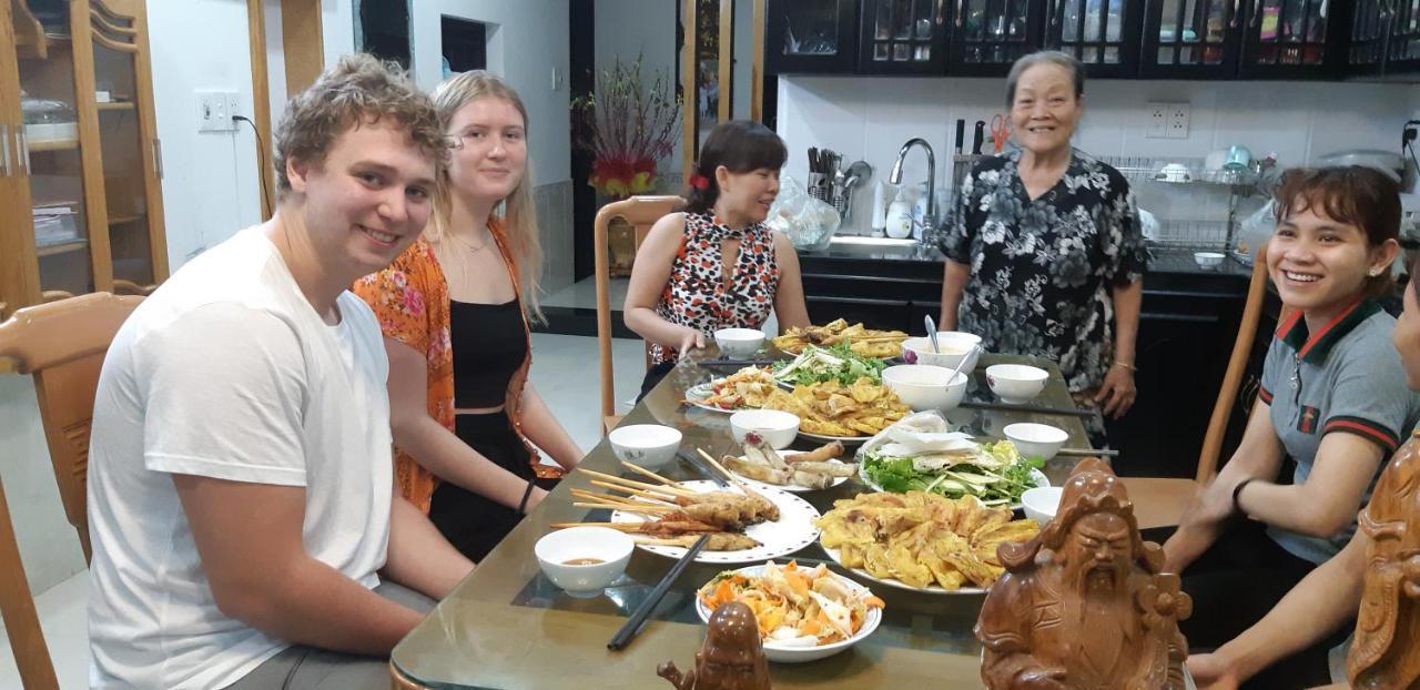 Nhu Y Homestay Hoi An Luaran gambar